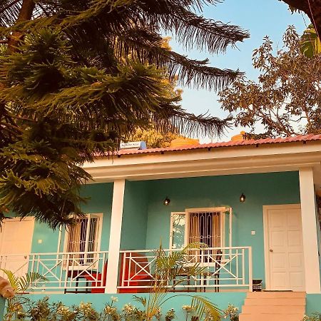 Stan-Inn, North Goa, Vagator, With Strong Wifi,Free Private Parking & Kitchen, Can Cook Where You Stay Buitenkant foto