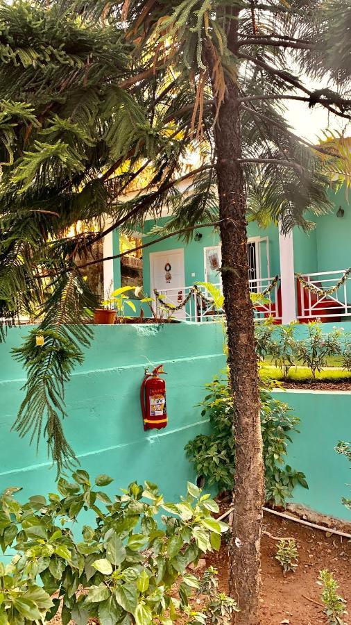Stan-Inn, North Goa, Vagator, With Strong Wifi,Free Private Parking & Kitchen, Can Cook Where You Stay Buitenkant foto